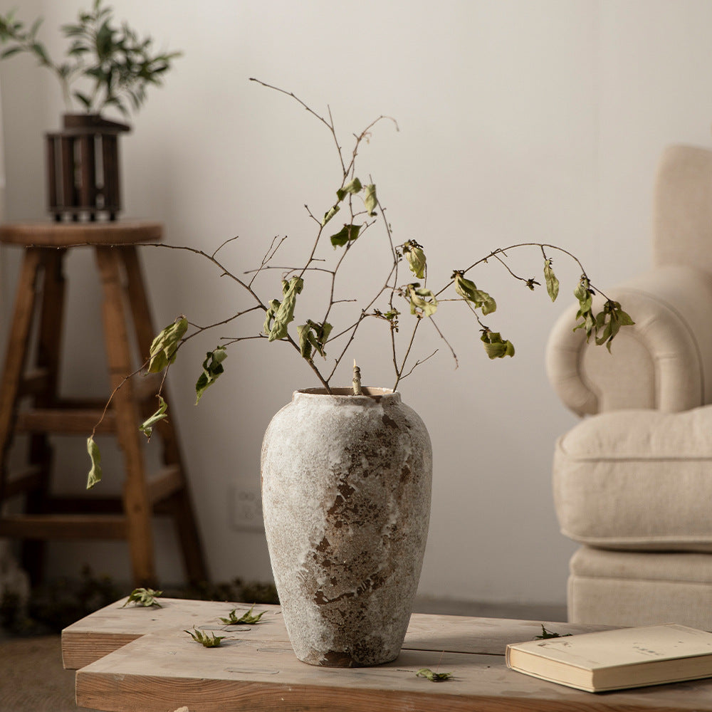 Velmora Stone Vase – Minimalist Ceramic Decor