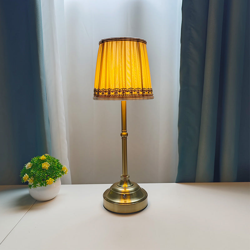 Nordic Glow Table Lamp – Cozy 3-Color Ambient Light