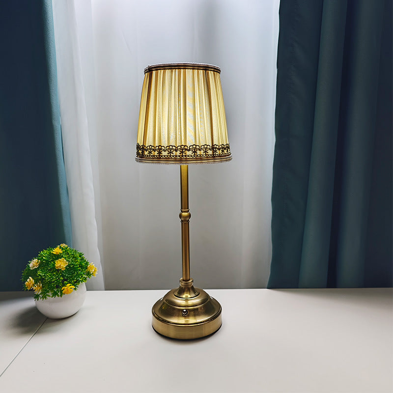 Nordic Glow Table Lamp – Cozy 3-Color Ambient Light