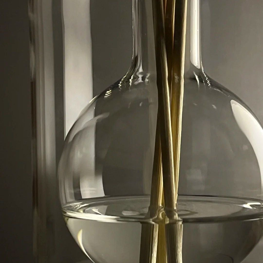 Luxury Reed Diffuser – Elegant Home Fragrance & Relaxing Aroma Decor